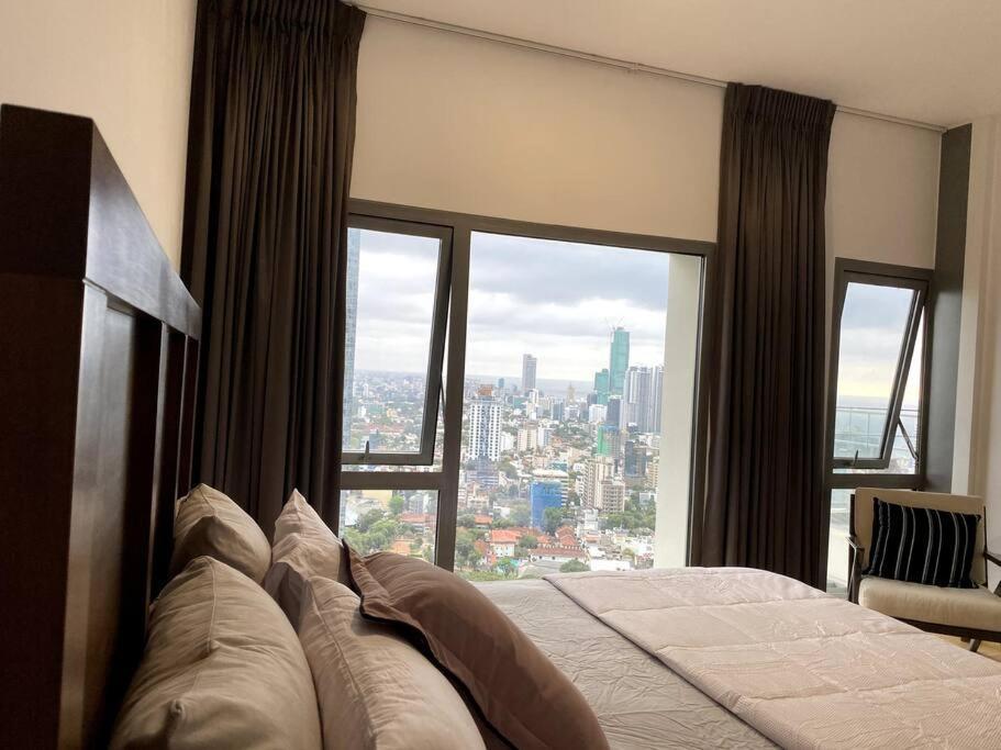 Altair - View, Location, Ultra Luxury! Colombo